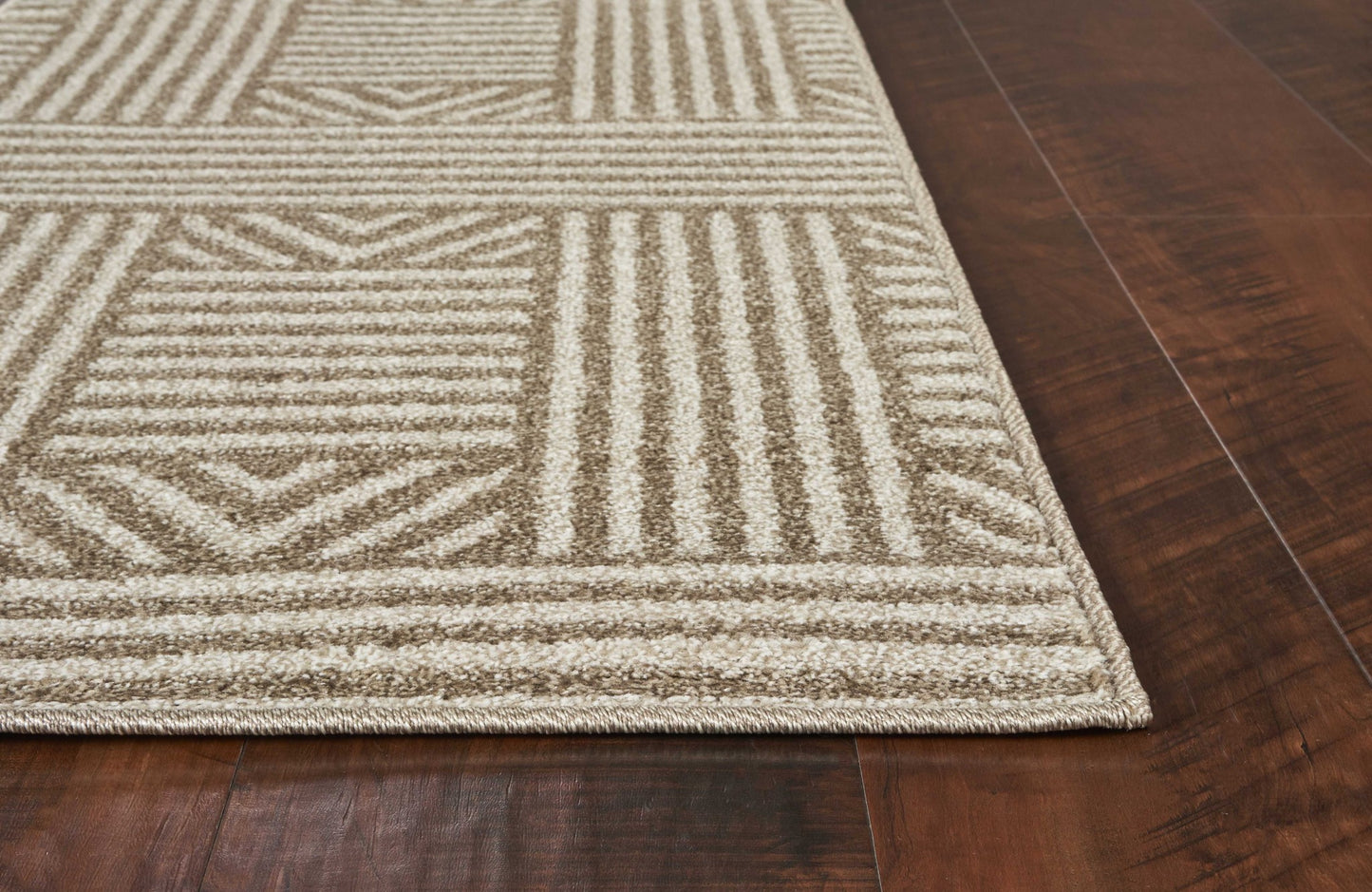 2' X 3' Beige and Ivory Geometric Indoor Outdoor Area Rug