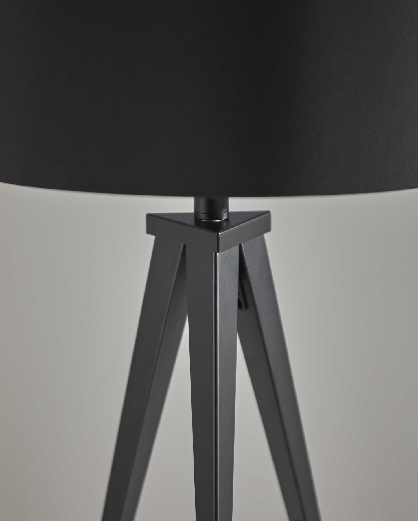 Treble Natural Wood Table Lamp