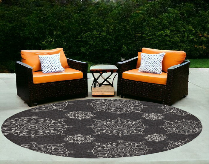 5' X 8' Charcoal Round Floral Handmade Indoor Outdoor Area Rug