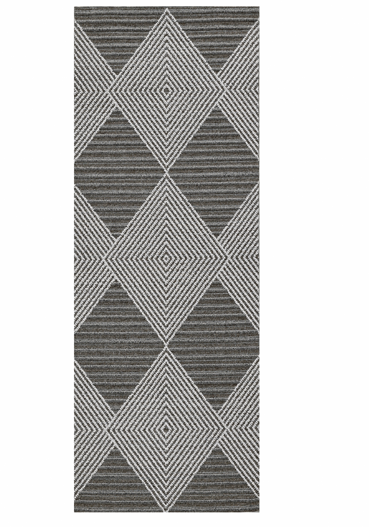 7' X 9' Grey Or Ivory Geometric Diamonds Indoor Outdoor Area Rug