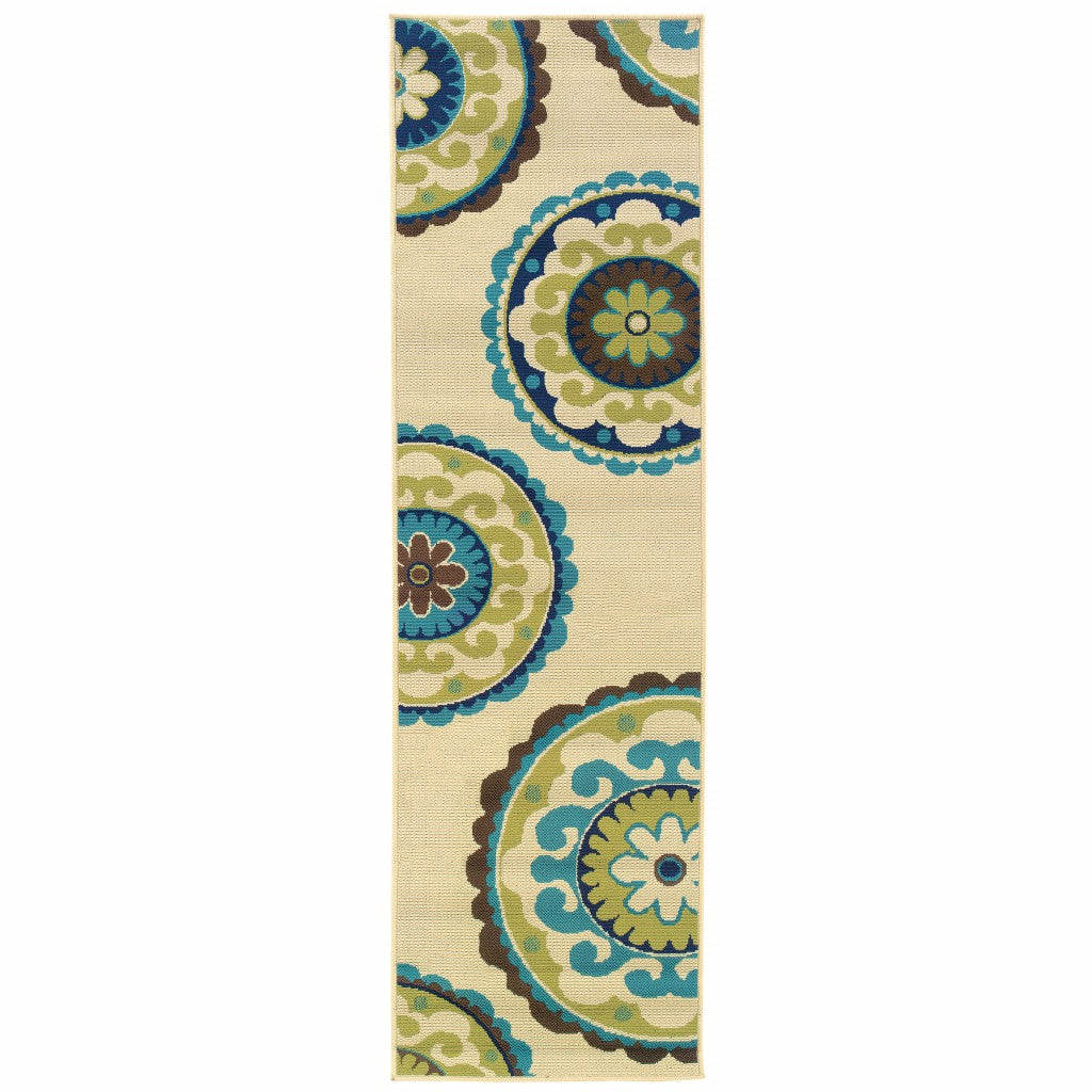 7' X 10' Green and Ivory Floral Indoor Outdoor Area Rug