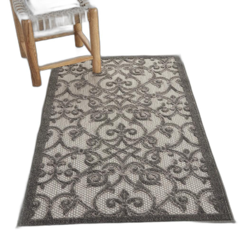 5' X 8' Gray Floral Indoor Outdoor Area Rug