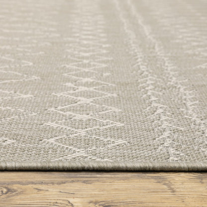 3' X 5' Gray and Ivory Indoor Outdoor Area Rug