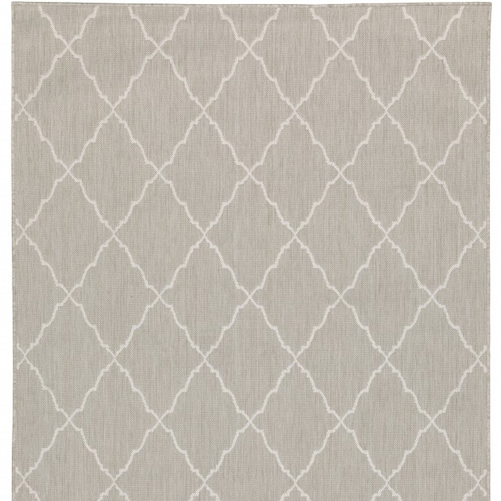 7' X 9' Gray and Ivory Indoor Outdoor Area Rug