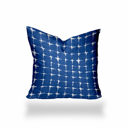 12" X 18" Blue And White Zippered Abstract Lumbar Indoor Outdoor Pillow Cover