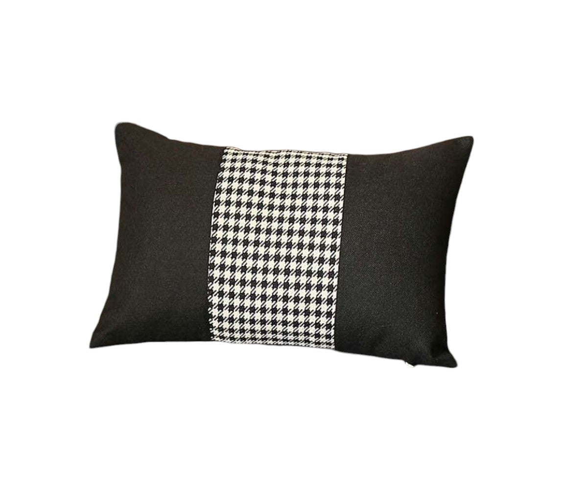 12" X 20" Black And White Houndstooth Zippered Handmade Polyester Lumbar Pillow Cover