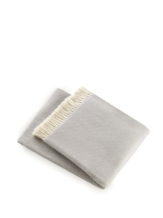 Soft Light Gray Links Pattern Throw Blanket