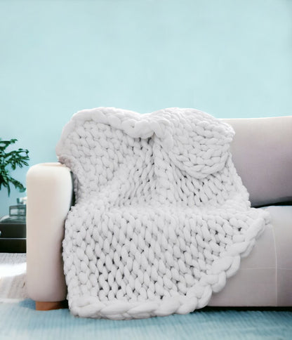 White Chunky Knit Throw Blanket