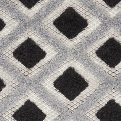 9' X 12' Black And White Gingham Non Skid Indoor Outdoor Area Rug