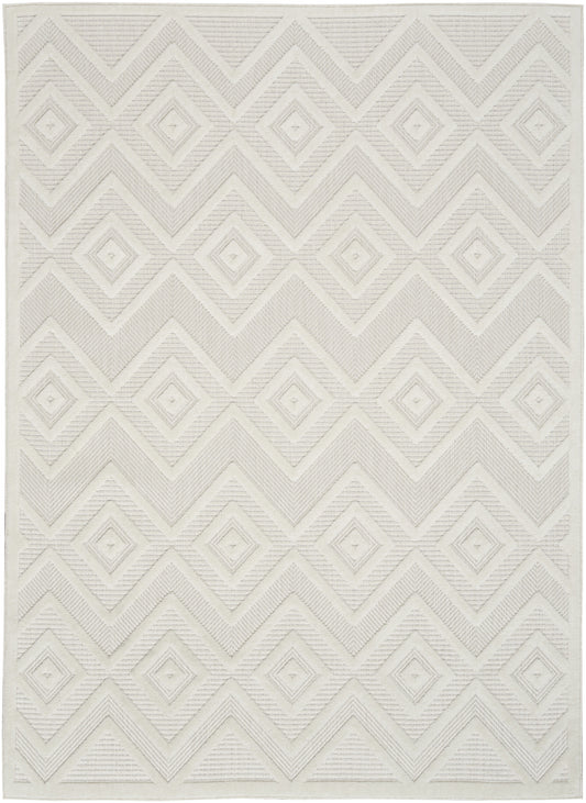 5' X 7' Ivory And White Argyle Indoor Outdoor Area Rug