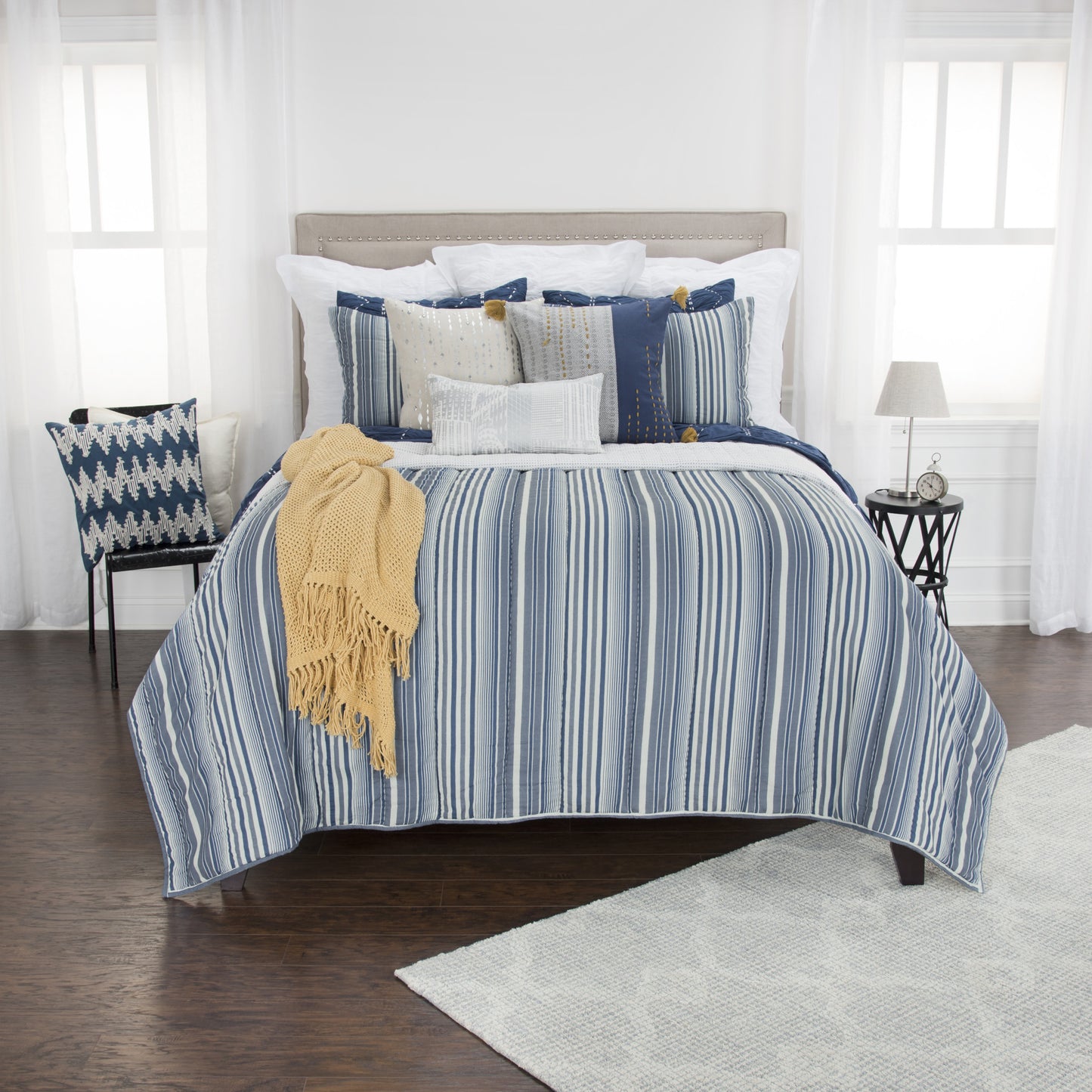 Multi Blues Queen 100% Cotton 300 Thread Count Machine Washable Down Alternative Comforter