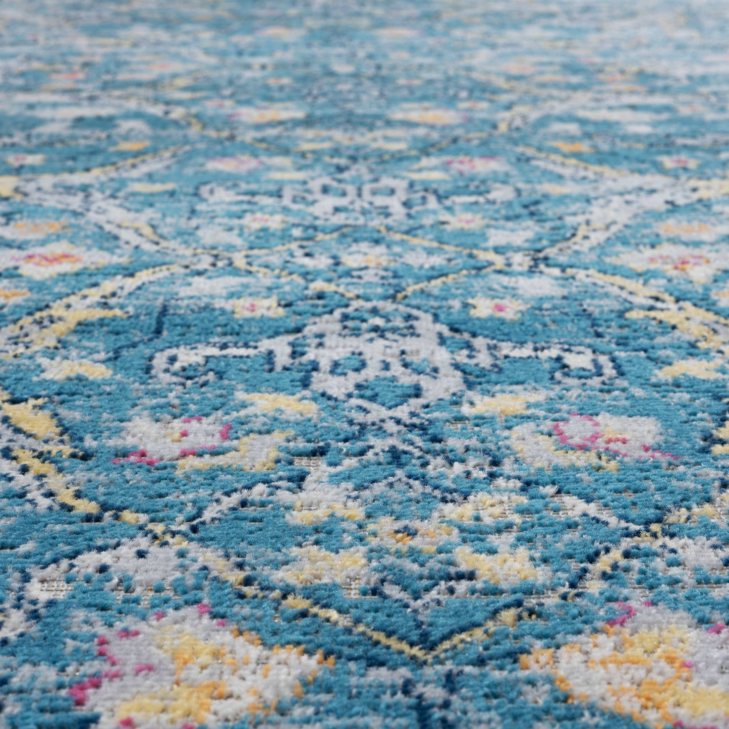 8' X 10' Blue Floral Stain Resistant Indoor Outdoor Area Rug