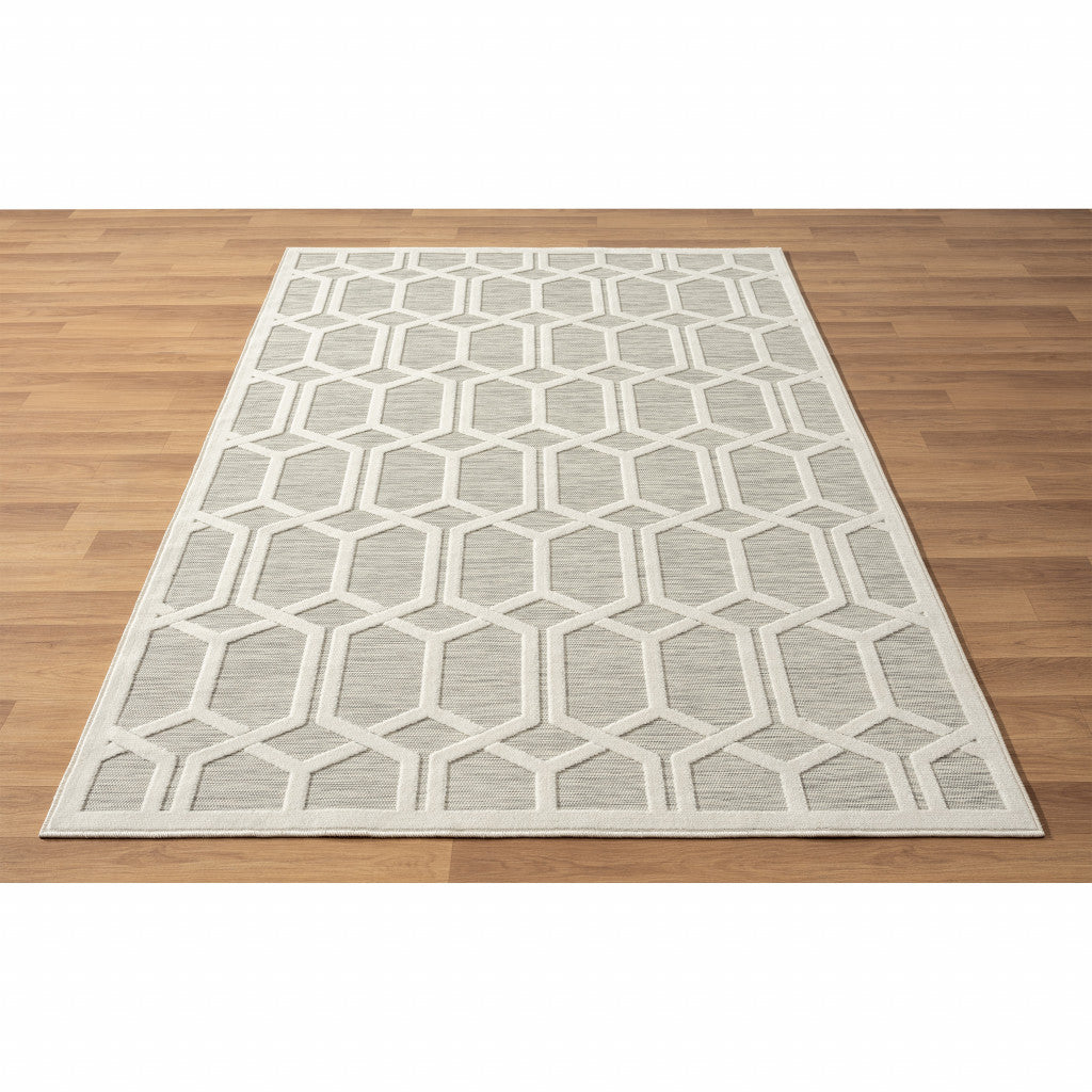 5' X 7' Gray And Ivory Geometric Stain Resistant Indoor Outdoor Area Rug