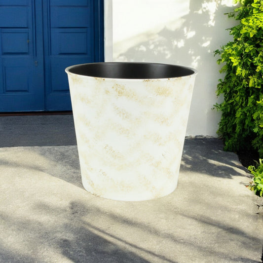 11" Cream Chevron Recycled Plastic Indoor Outdoor Round Pot Planter