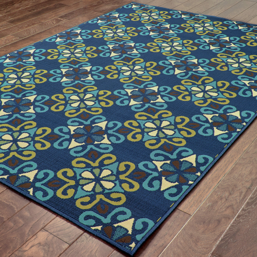 4' X 6' Blue and Green Floral Stain Resistant Indoor Outdoor Area Rug