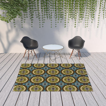 7' X 10' Blue and Green Floral Stain Resistant Indoor Outdoor Area Rug