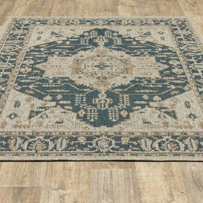 5' X 7' Gray Oriental Stain Resistant Indoor Outdoor Area Rug