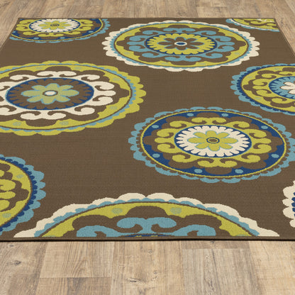 7' X 10' Brown Floral Medallion Stain Resistant Indoor Outdoor Area Rug