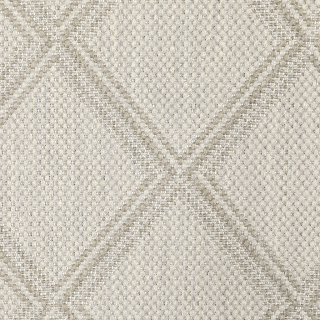 5' X 7' Gray and Ivory Geometric Stain Resistant Indoor Outdoor Area Rug