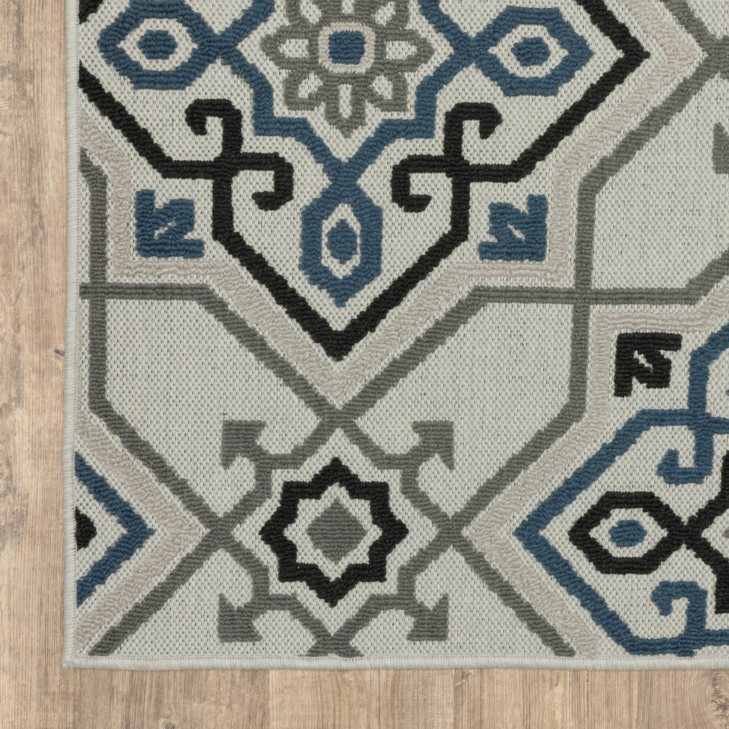 5' X 7' Blue and Beige Oriental Stain Resistant Indoor Outdoor Area Rug