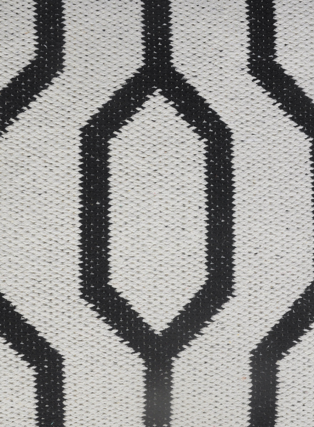 20" X 20" White And Black 100% Cotton Geometric Zippered Pillow