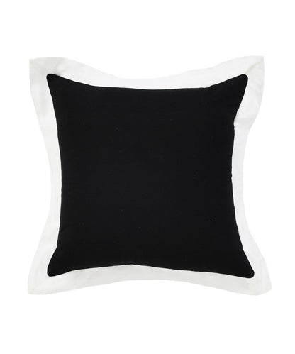 20" X 20" White And Black 100% Cotton Geometric Zippered Pillow