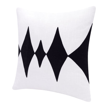 20" X 20" Black And White 100% Cotton Diamond Zippered Pillow