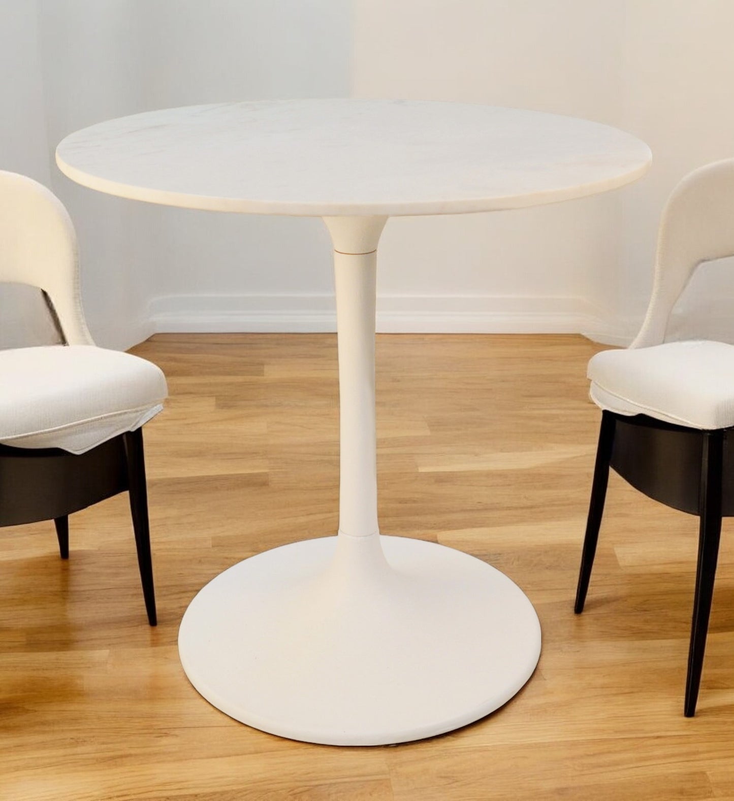 30" White Rounded Marble And Iron Pedestal Base Dining Table