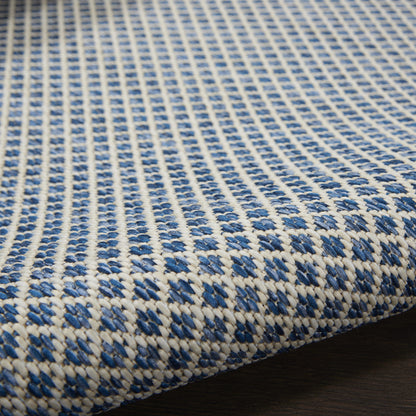 6' X 9' Blue Geometric Power Loom Area Rug