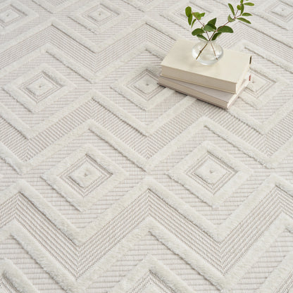 7' X 10' Cream Geometric Flatweave Area Rug