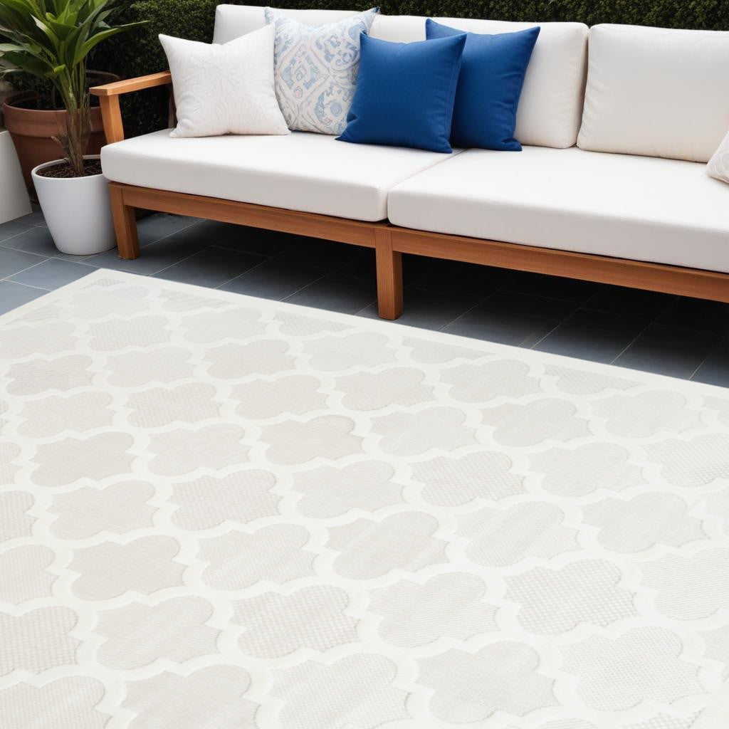 9' X 12' Cream Geometric Flatweave Area Rug