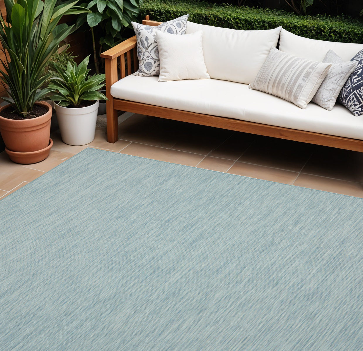 9' X 12' Aqua Power Loom Area Rug