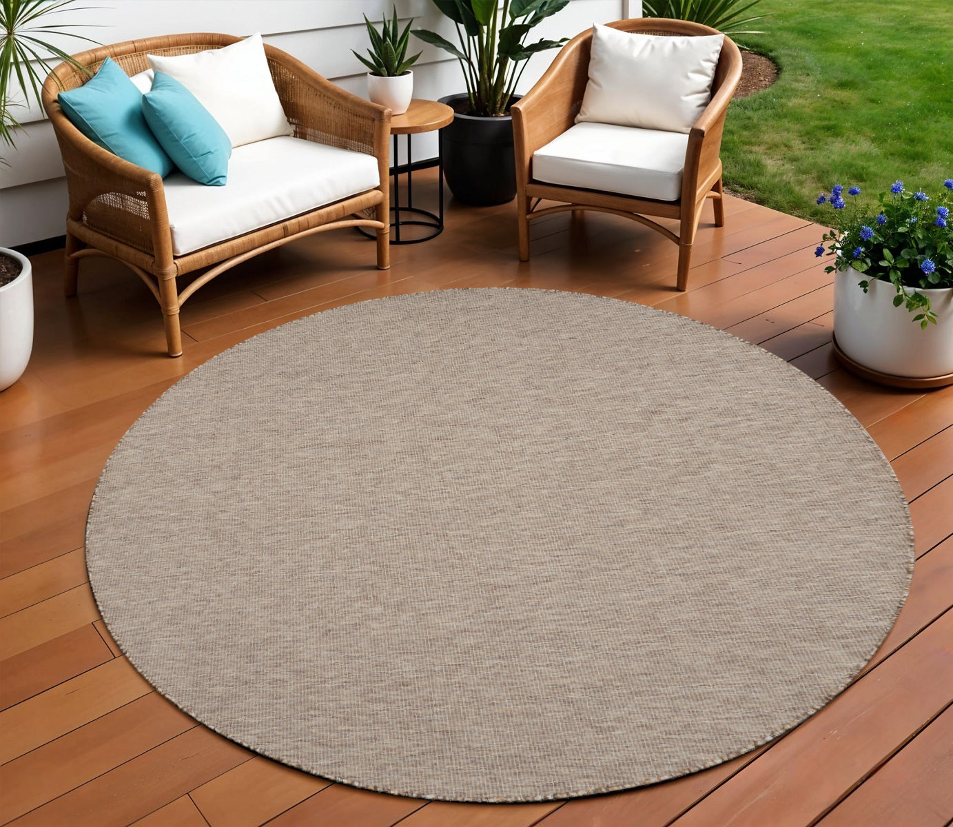 8' Beige Round Power Loom Area Rug