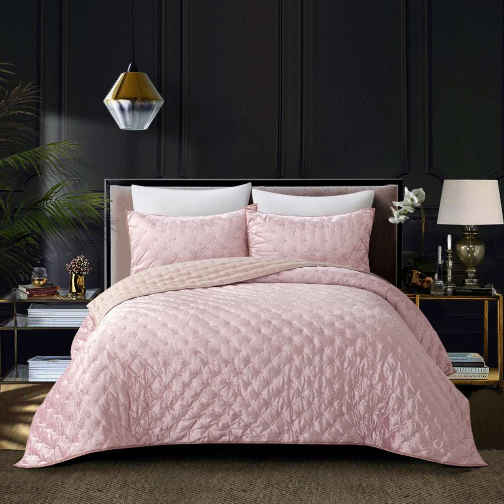 Blush Queen Polyester 220 Thread Count Washable Down Comforter Set