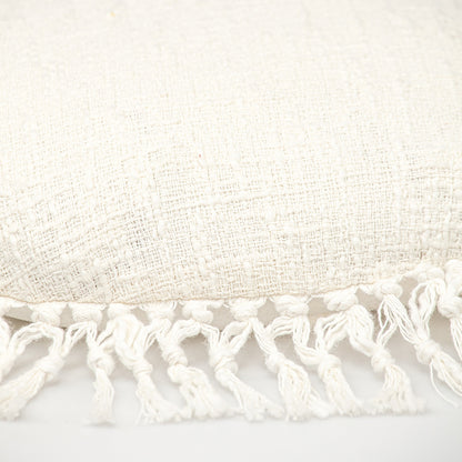 18" X 18" White Round Cotton Throw Pillow With Fringe