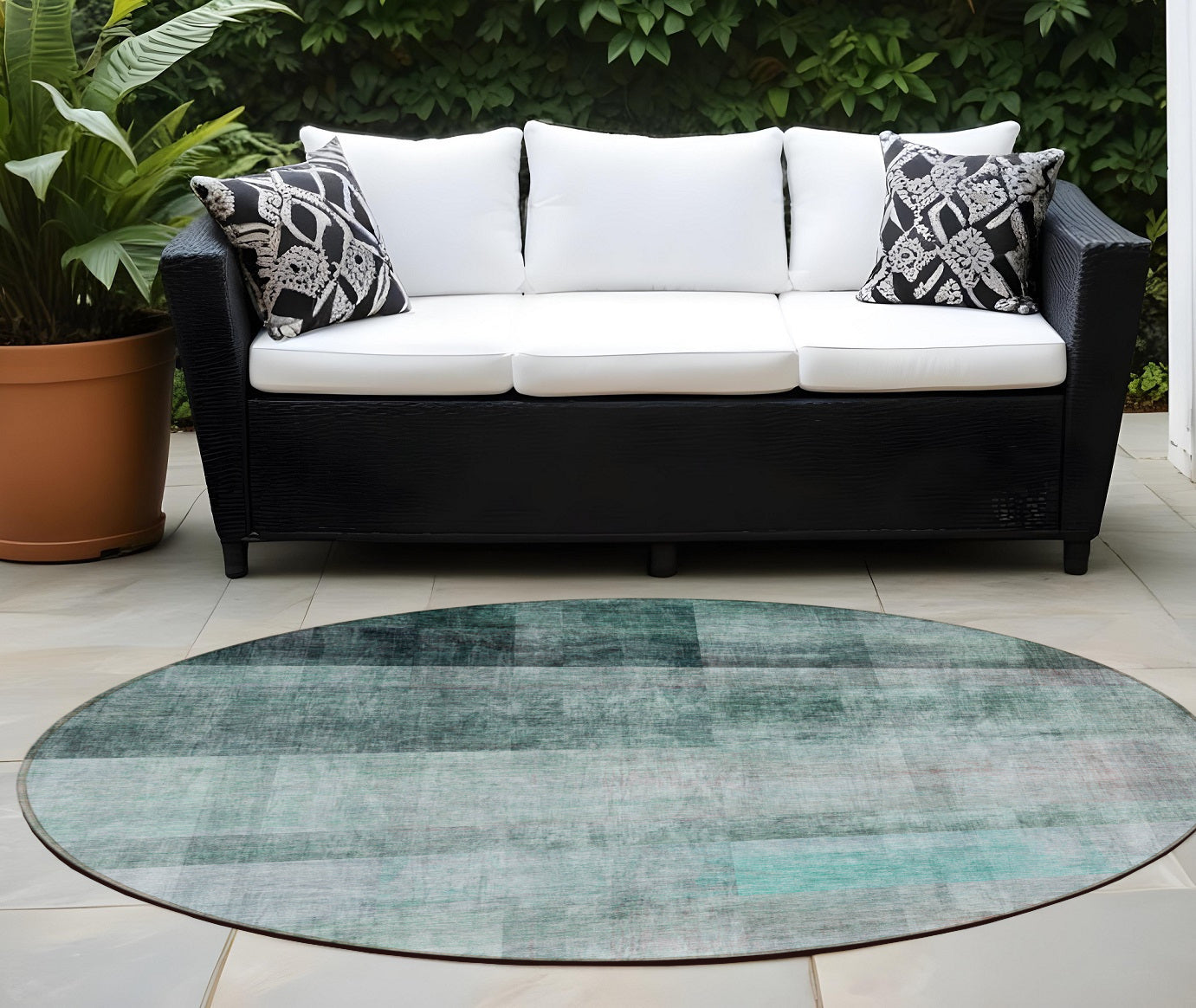 3' X 5' Taupe Ombre Washable Non Skid Indoor Outdoor Area Rug